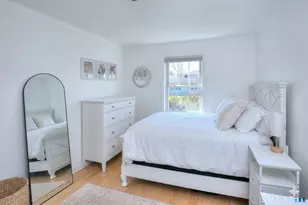 40 Acton Rd, Bridgeport, CT 06606 - Photo 8