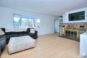 40 Acton Rd, Bridgeport, CT 06606 - Photo 2