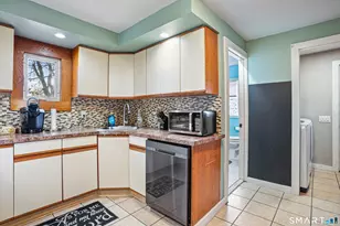 73 Jeannette St, Bristol, CT 06010 - Photo 18