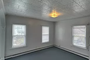 73 Peck St, Norwich, CT 06360 - Photo 12