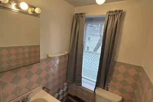 73 Peck St, Norwich, CT 06360 - Photo 20