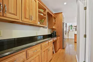 96 Coventry Ln, Trumbull, CT 06611 - Photo 10