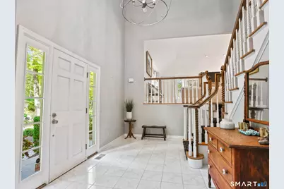 96 Coventry Lane, Trumbull, CT 06611 - Photo 4