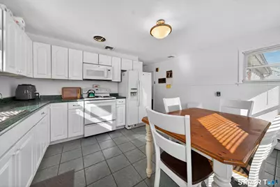 30 Grafton Road, Hamden, CT 06517 - Photo 10