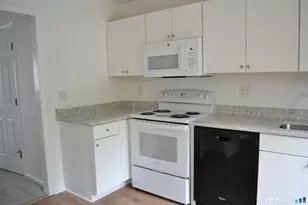 14 South St, Danbury, CT 06810 - Photo 10