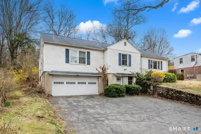 94 Farrell Road, Waterbury, CT 06706 - Photo 4