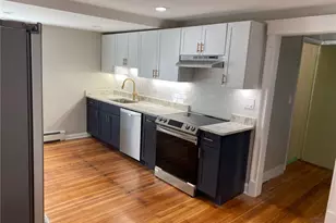 223 Park Rd, West Hartford, CT 06119 - Photo 6