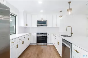 402 Montauk Ln, Stratford, CT 06614 - Photo 26