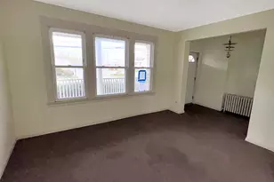 22 Helen St, Hamden, CT 06518 - Photo 6