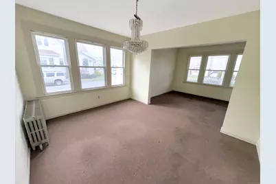 22 Helen Street, Hamden, CT 06518 - Photo 8