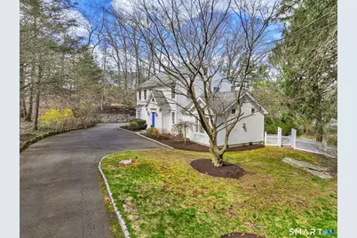 34 Horseshoe Road, Wilton, CT 06897 - Photo 2