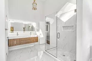 93 Putting Green Rd N, Trumbull, CT 06611 - Photo 22