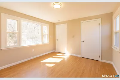 256 Charter Oak Street, Manchester, CT 06040 - Photo 10