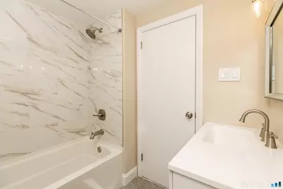 256 Charter Oak Street, Manchester, CT 06040 - Photo 18