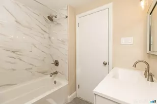 256 Charter Oak St, Manchester, CT 06040 - Photo 18