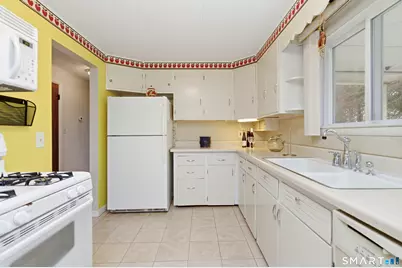 141 Williams Street, Meriden, CT 06450 - Photo 14