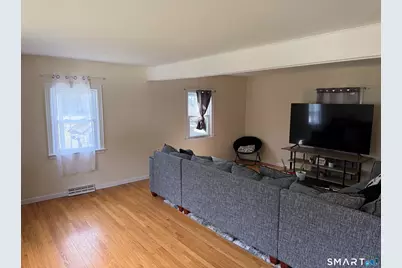 17 Henry Street, Bethel, CT 06801 - Photo 14