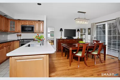 23 Balmaha Close, Fairfield, CT 06825 - Photo 12