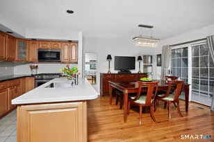 23 Balmaha Close, Fairfield, CT 06825 - Photo 12