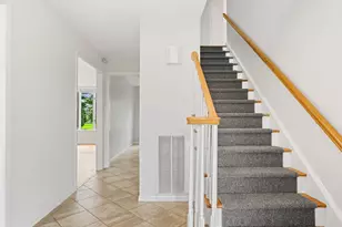 80 Tomac Ave, Greenwich, CT 06870 - Photo 2