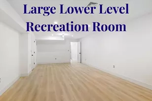 27 Suzanne Cir, Fairfield, CT 06825 - Photo 4