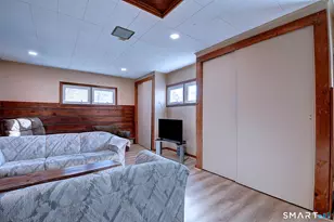 41 Sanford Rd, Manchester, CT 06042 - Photo 14