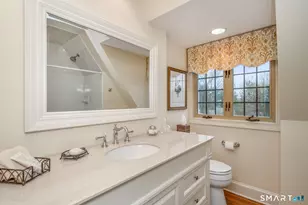 164 Balbrae Dr, Bloomfield, CT 06002 - Photo 36