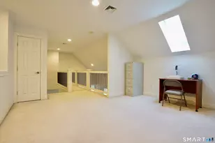 10 Whispering Hollow Ct, Cheshire, CT 06410 - Photo 22