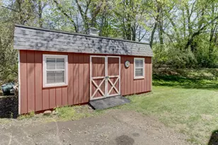 123 Round Hill Rd, Middletown, CT 06457 - Photo 32