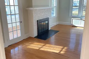 2 Bretton Rd, West Hartford, CT 06119 - Photo 2