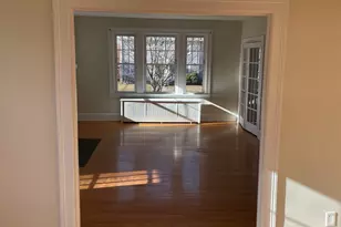 2 Bretton Rd, West Hartford, CT 06119 - Photo 6