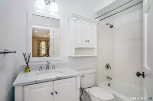 55 Terry Rd, Hartford, CT 06105 - Photo 28
