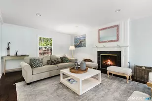 12 Ricki-Beth Ln, Greenwich, CT 06870 - Photo 4