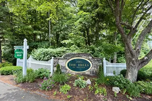 210 Windgate Cir, Monroe, CT 06468 - Photo 2
