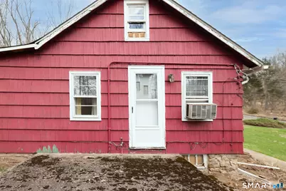 60 Chestnut Lane, Hamden, CT 06518 - Photo 4