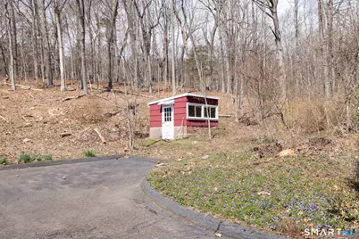 60 Chestnut Lane, Hamden, CT 06518 - Photo 20