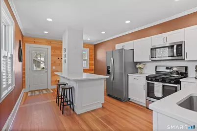 62 Glenwood Avenue, Stratford, CT 06614 - Photo 10