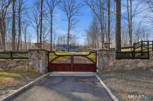 21 Split Rock Rd, Newtown, CT 06470 - Photo 1