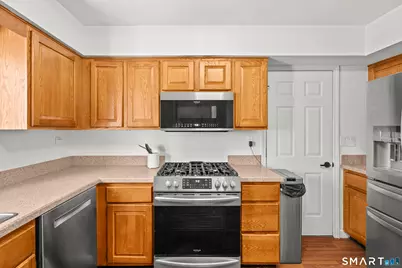 184 Main Street #D, Manchester, CT 06042 - Photo 6