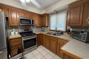 14 Daniel Dr, East Windsor, CT 06088 - Photo 8