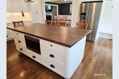 441 David Court, Orange, CT 06477 - Photo 12