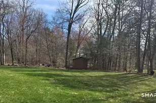 441 David Ct, Orange, CT 06477 - Photo 4