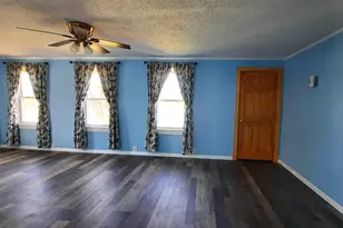 21-23 Community Ave, Plainfield, CT 06374 - Photo 8