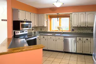 804 Sandstone Dr, South Windsor, CT 06074 - Photo 4