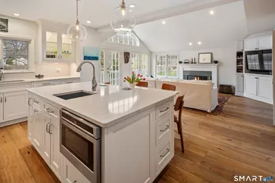 370 Rowayton Avenue, Norwalk, CT 06853 - Photo 6