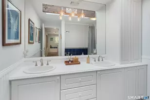 370 Rowayton Ave, Norwalk, CT 06853 - Photo 32