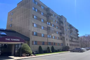 2 Putter Dr, Wallingford, CT 06492 - Photo 2