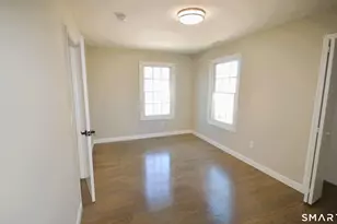 31 Fitch St, Norwalk, CT 06855 - Photo 8