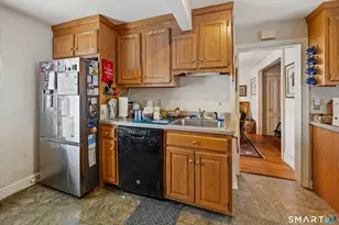 439 Prospect St, Torrington, CT 06790 - Photo 6