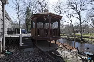 81 Montclair Dr, West Hartford, CT 06107 - Photo 26